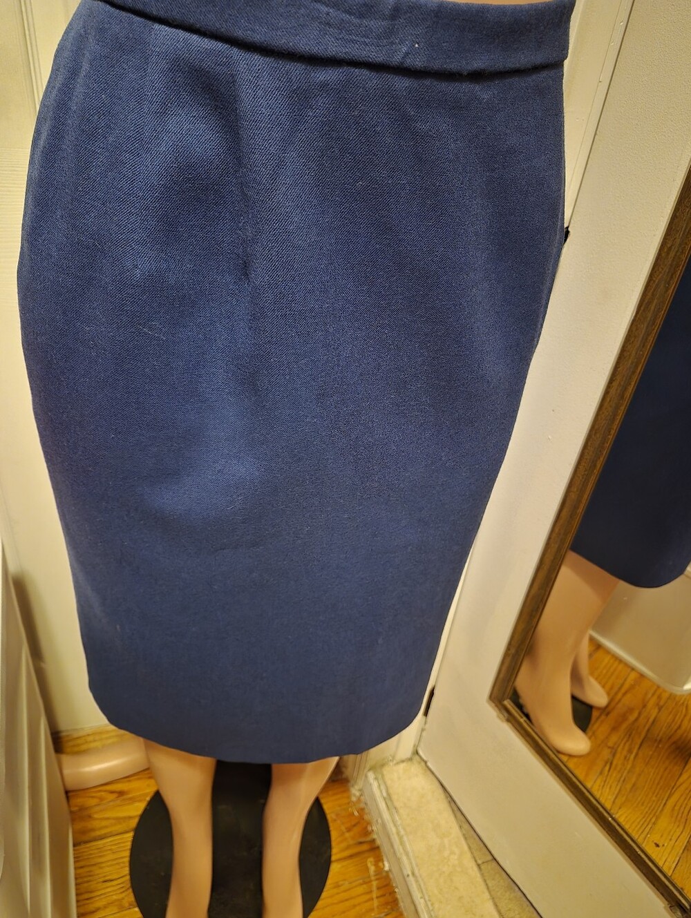 Pendleton Classic Pure New Wool Navy Pencil Skirt - Women's Size 16
